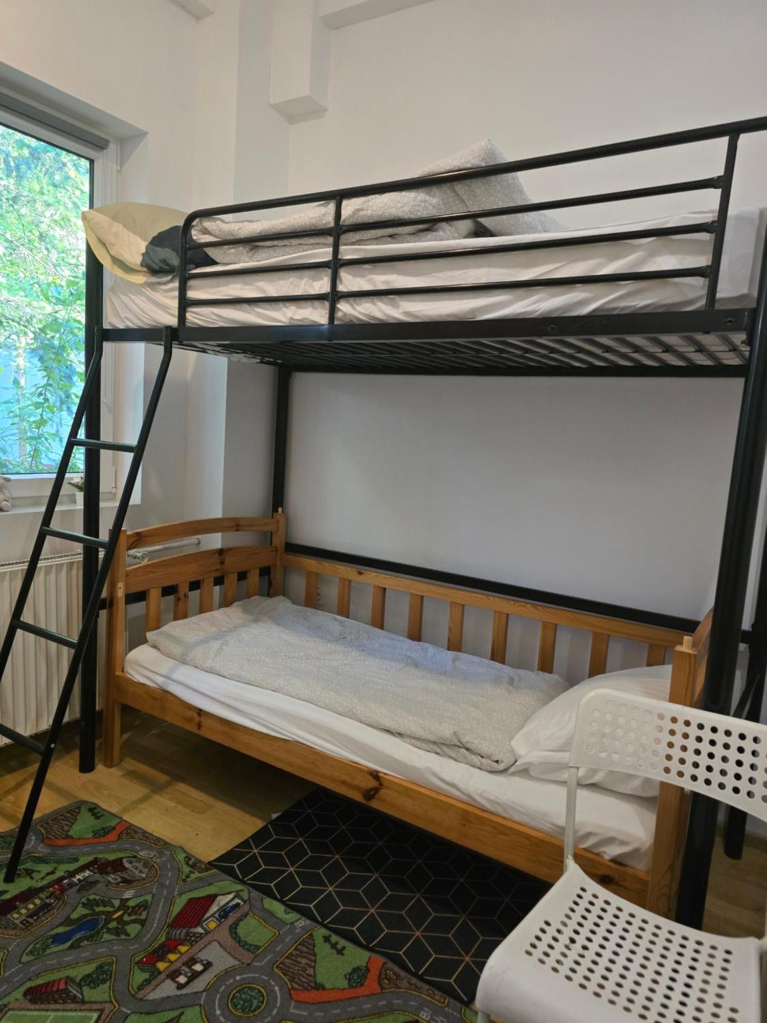 Hostel W Zielonce Zielonka  Eksteriør billede