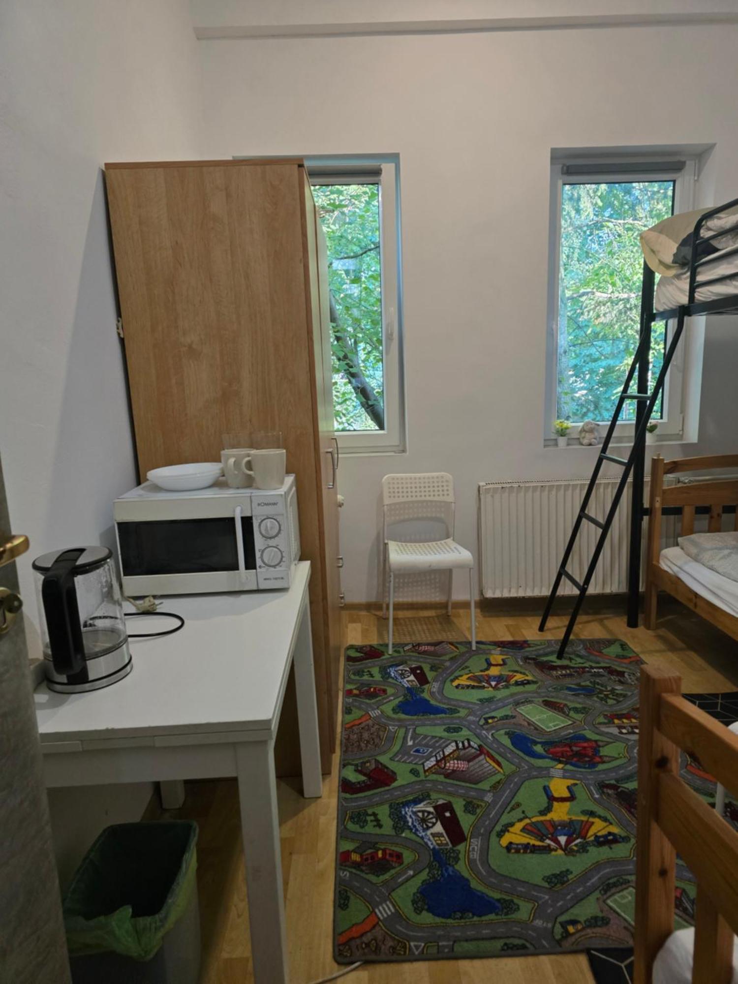 Hostel W Zielonce Zielonka  Eksteriør billede